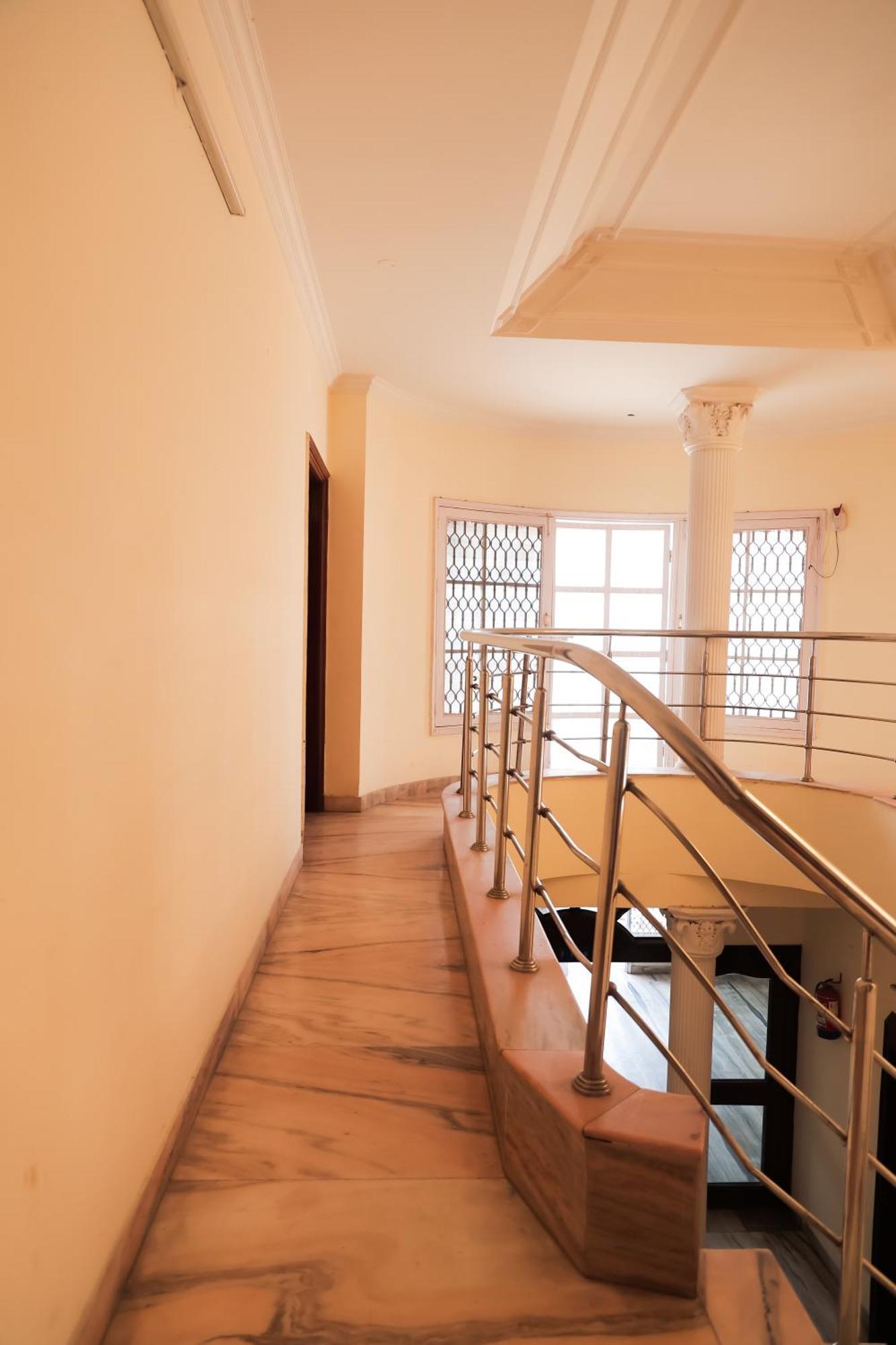 Hotel Green Villa - Near Anand Vihar Station Nowe Delhi Zewnętrze zdjęcie