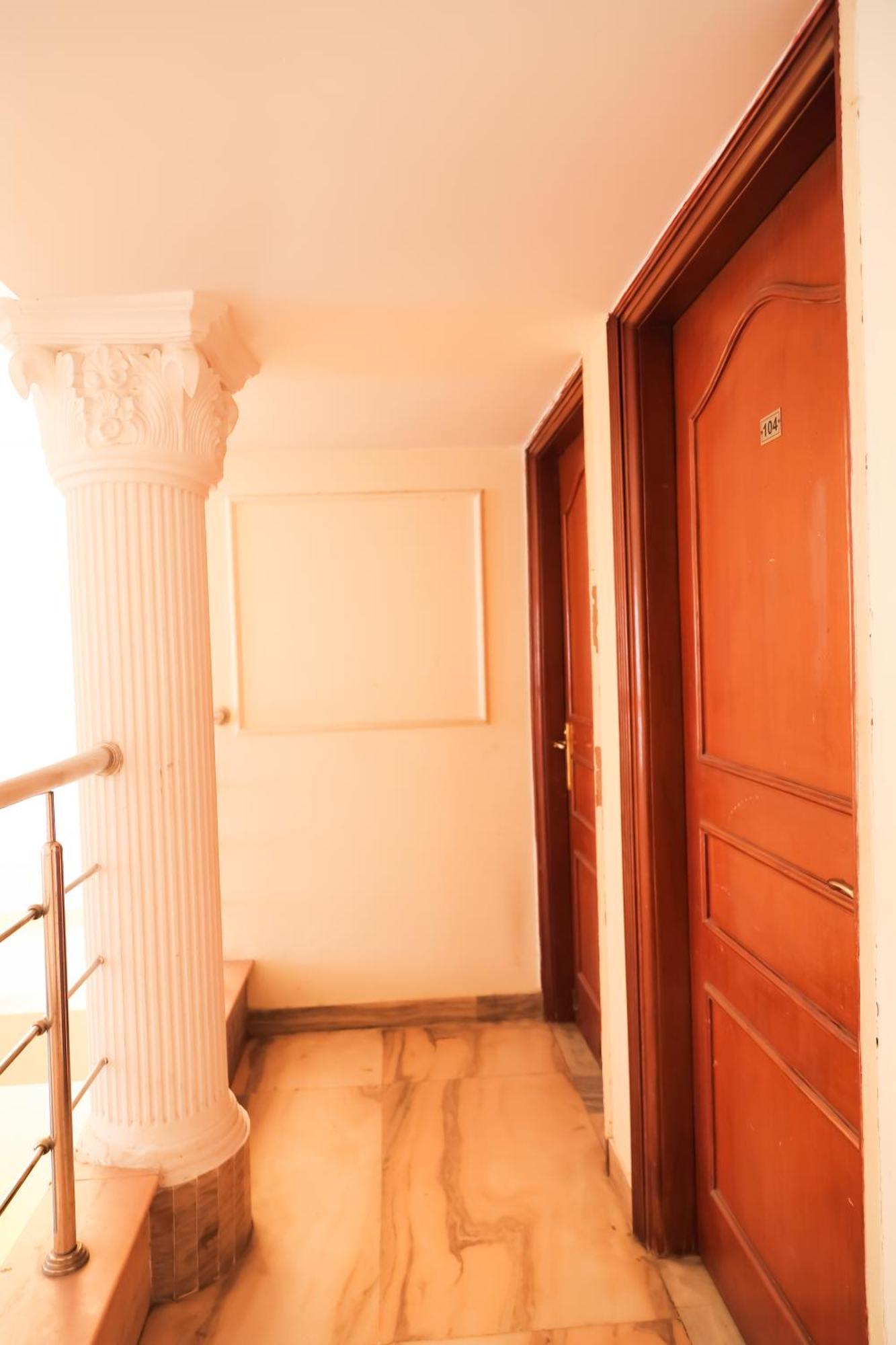 Hotel Green Villa - Near Anand Vihar Station Nowe Delhi Zewnętrze zdjęcie